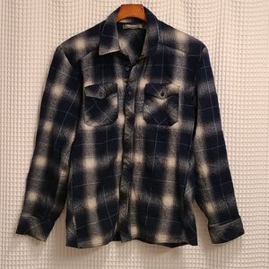 Icebreaker 100% wool button down plaid shirt